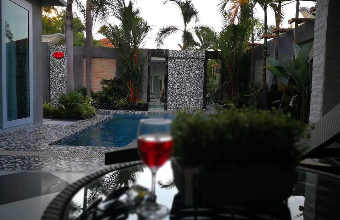 Majestic Residence Pool Villa Pattaya-1